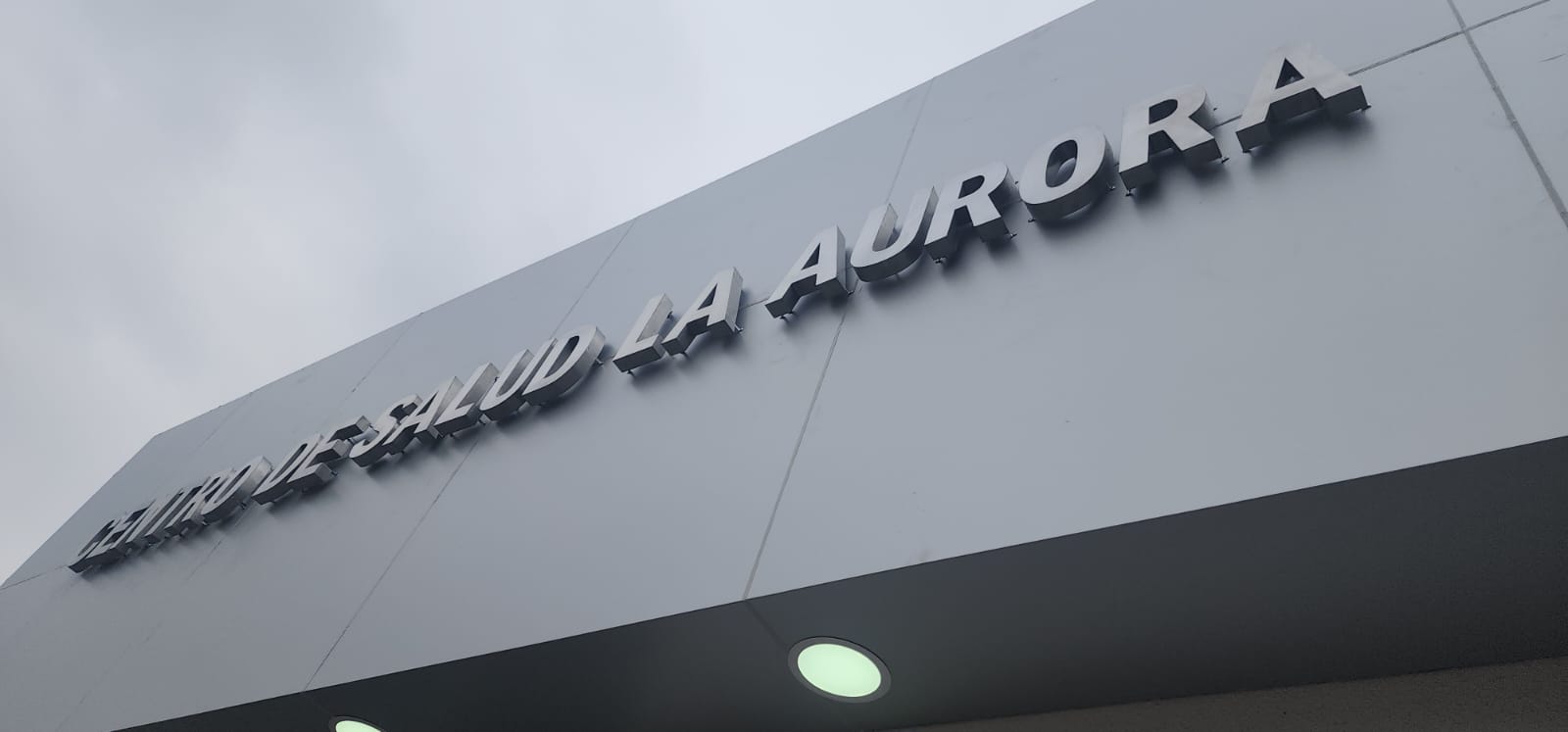 Obra de LAREN — Centro de Salud La Aurora